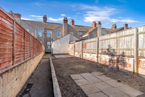 Photo 14- click for photo gallery